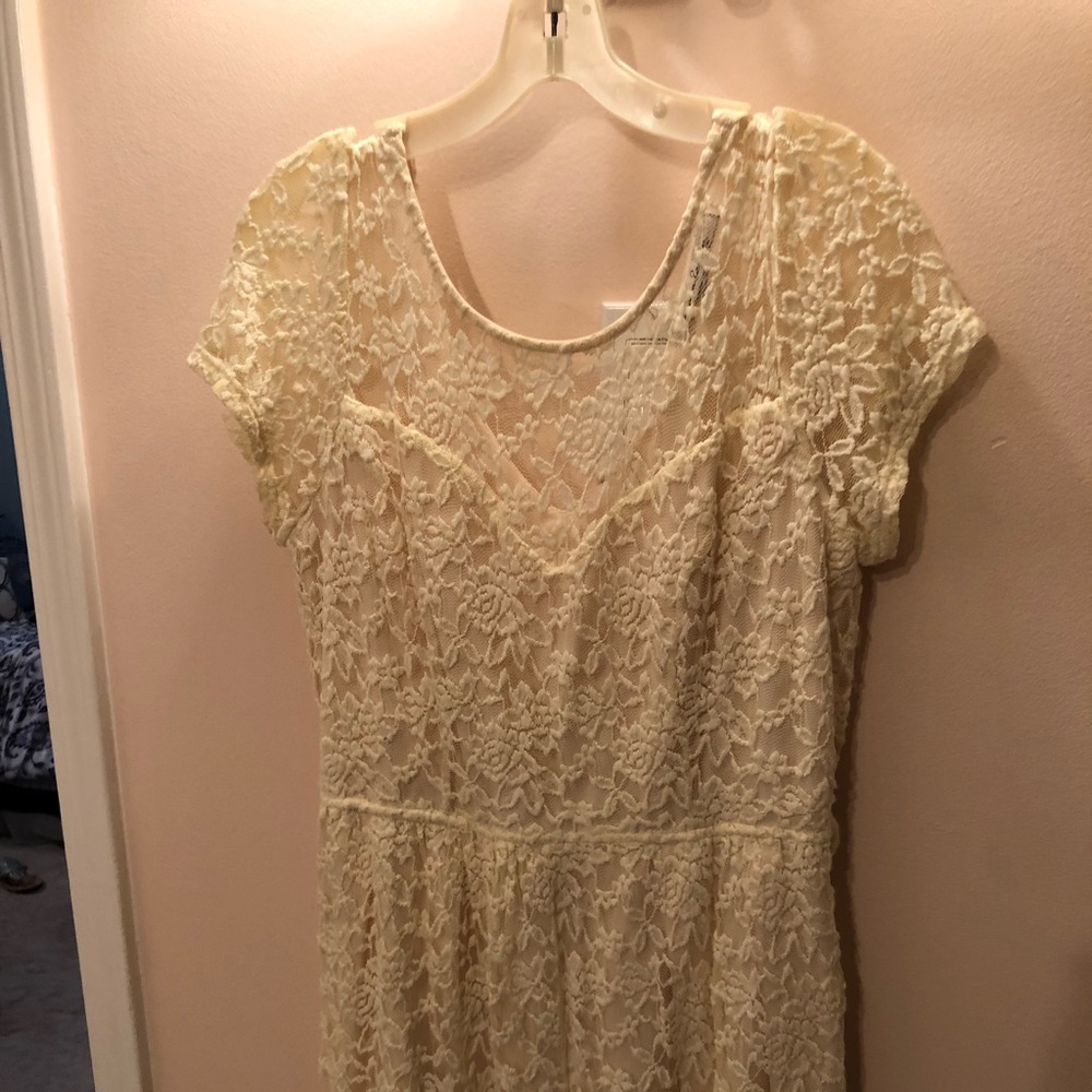 American Rag white lace dress, excellent condition